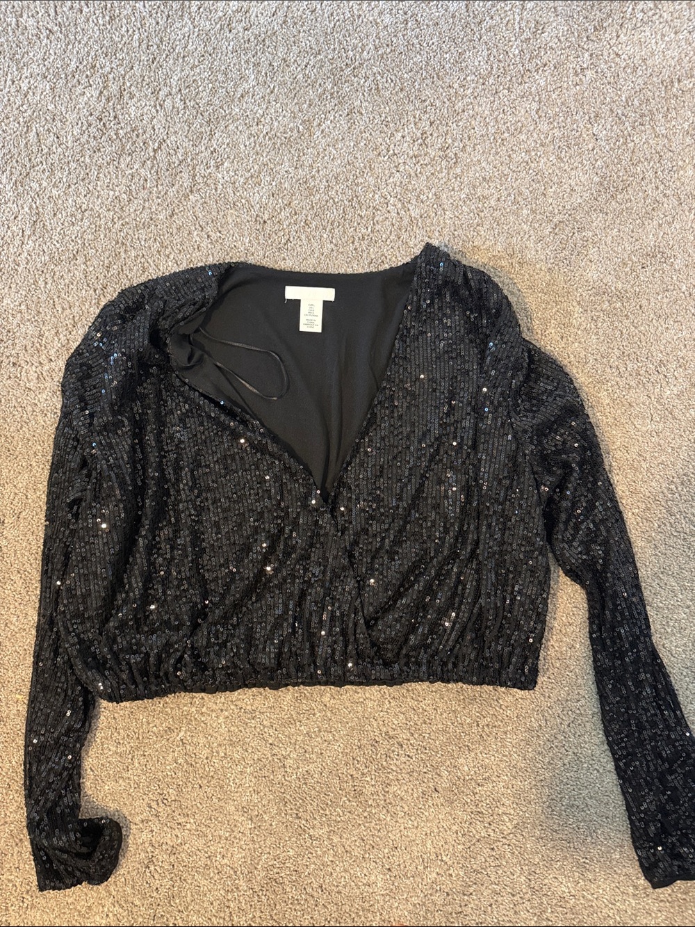 H&M Black Long Sleeve Sequin Crop Top